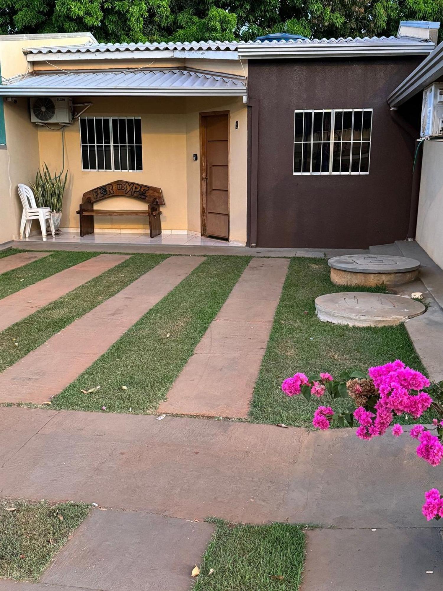 Casa Flor Do Ipe Homes Nobres